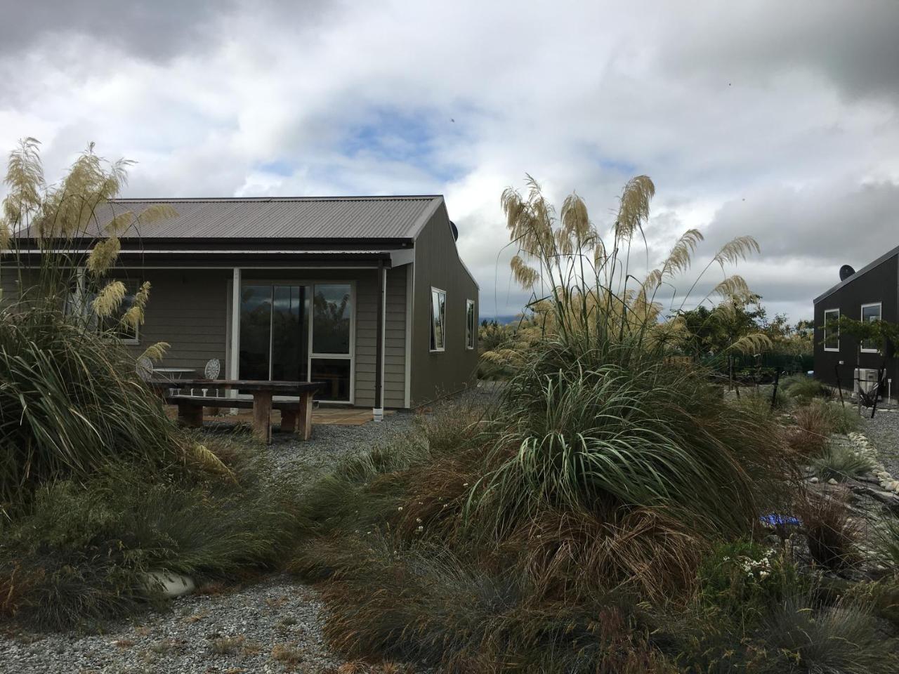 Mahina Cottage Twizel Extérieur photo