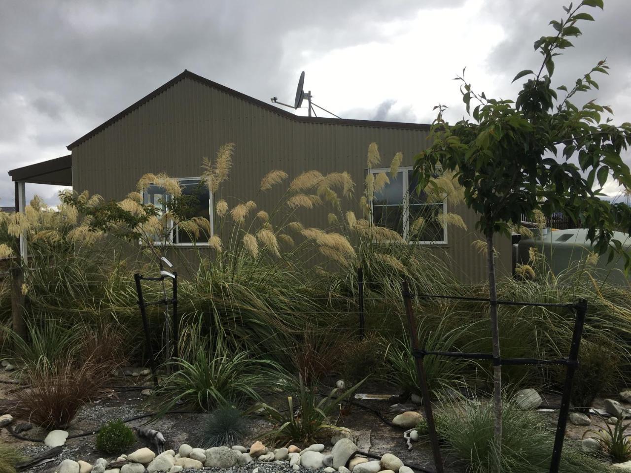 Mahina Cottage Twizel Extérieur photo